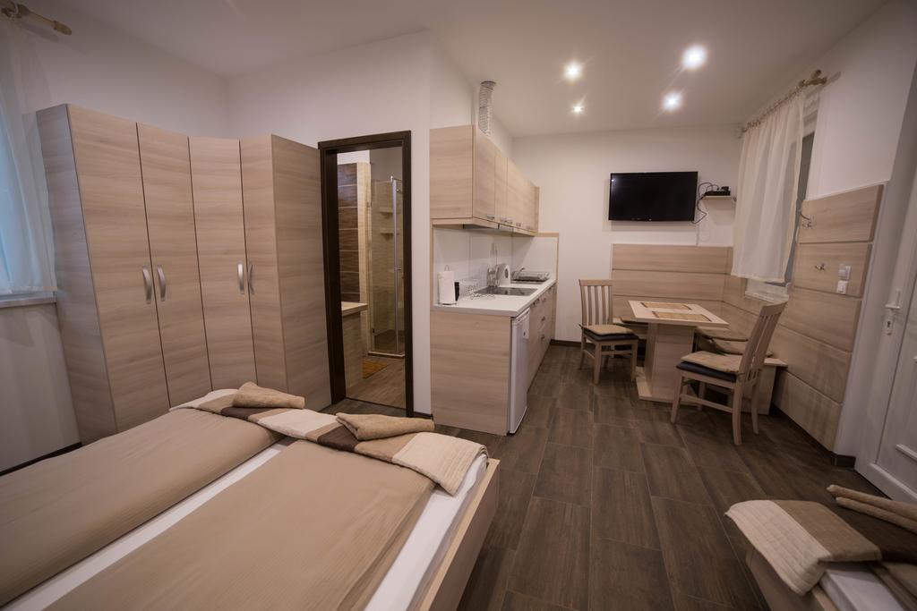 Relax Apartmanhaz Morahalom Luaran gambar